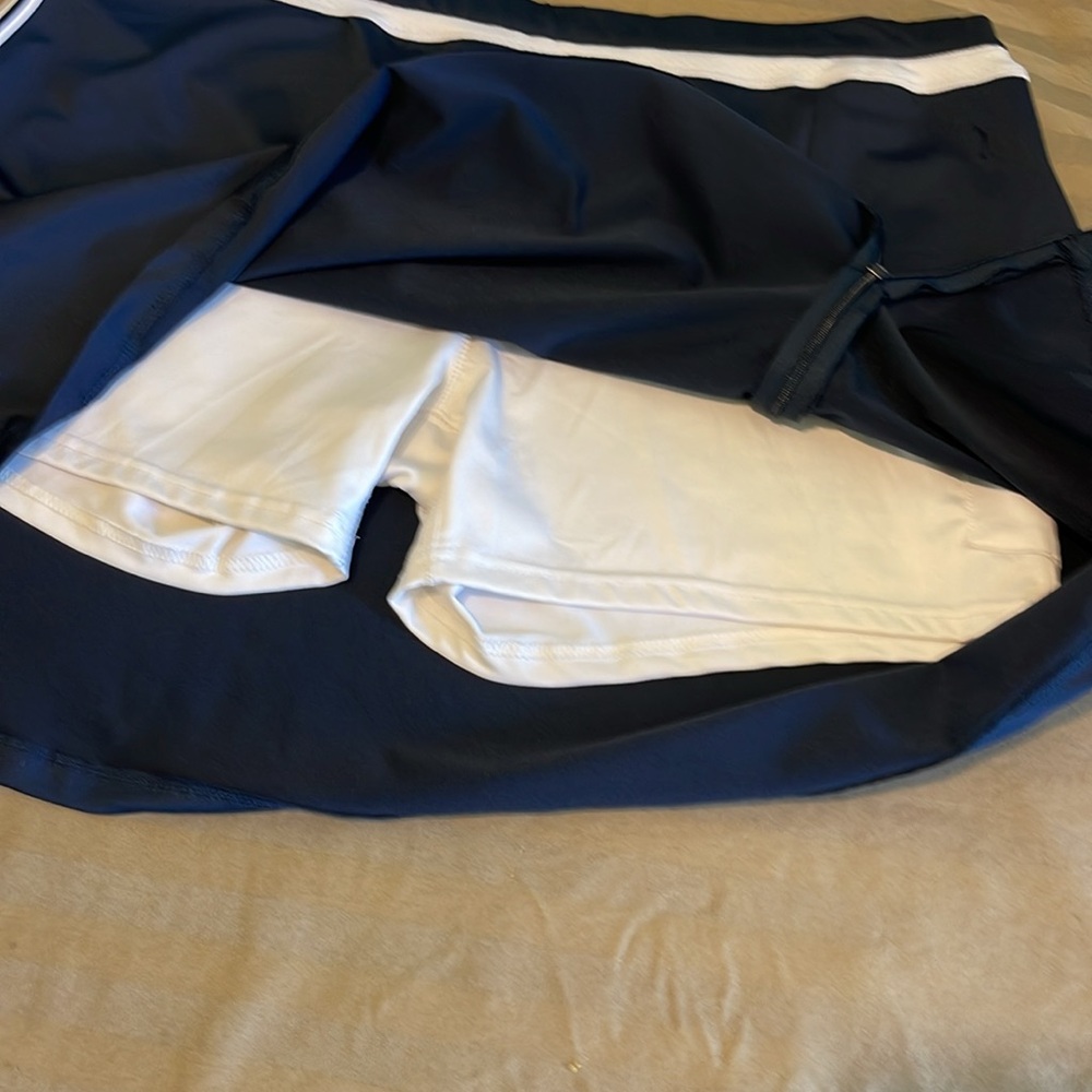 Danskin Now Ladies Skorts Size L - Picture 2 of 4